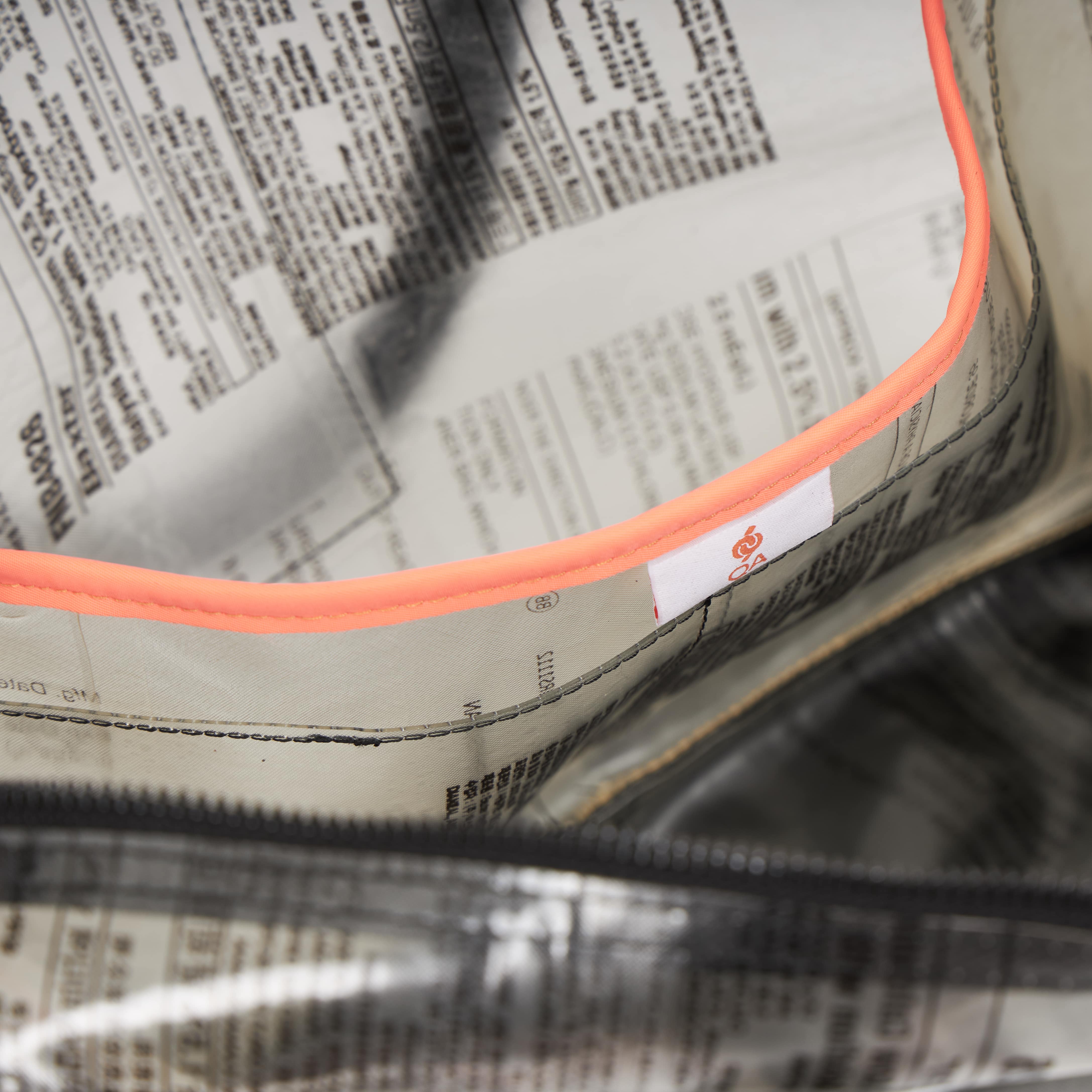 Handmade of recycled dialysis bags, it's a sustainable craft and ecofriendly. Sold by www.qacrafts.comHandmade of recycled dialysis bags, it's a sustainable craft and ecofriendly. Sold by www.qacrafts.com