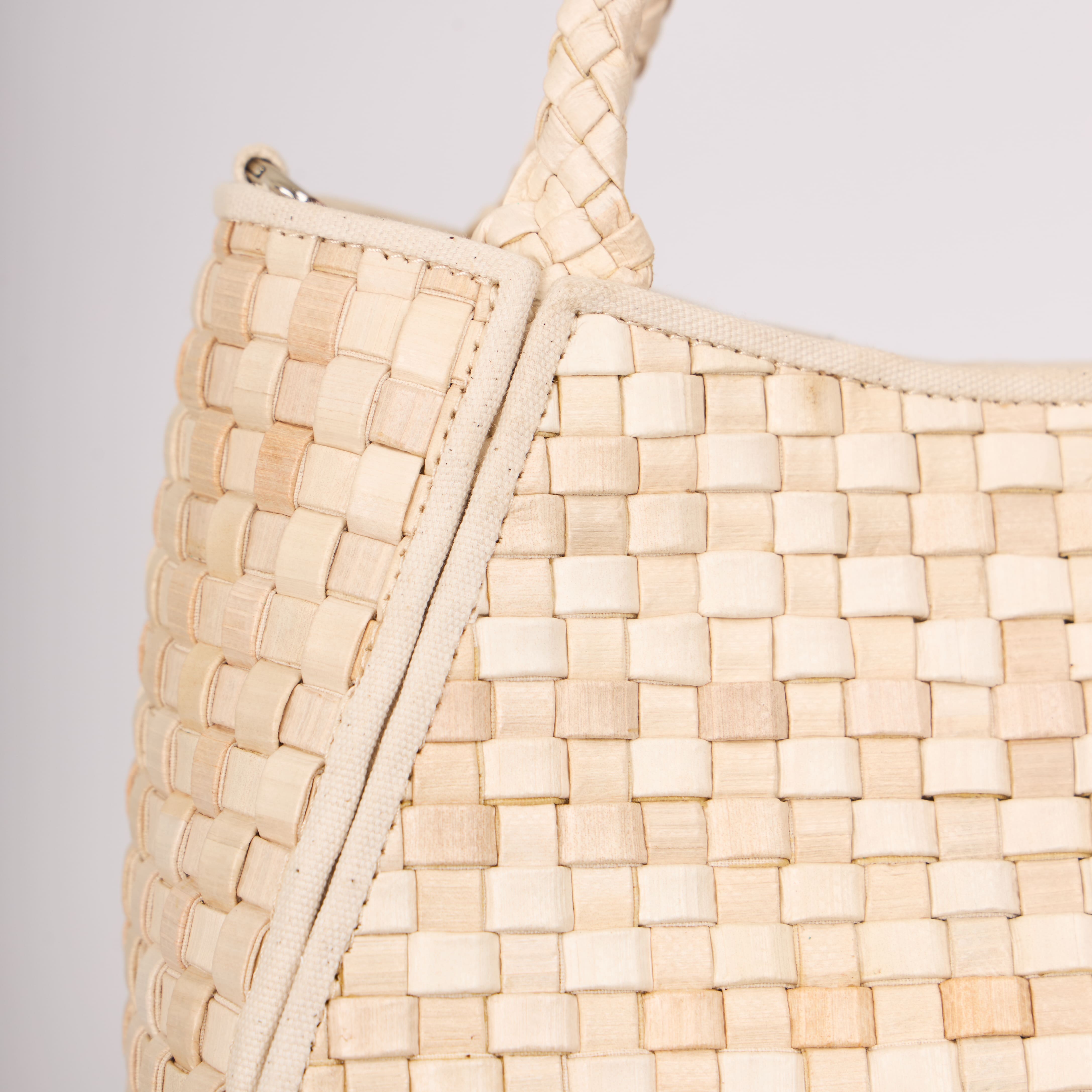 La Régente hand-woven banana leather bag with structured silhouette