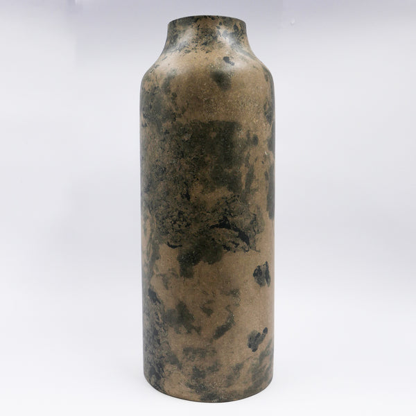 Handicraft sustainable and recycled paper vase from Asia. The home decor vase is made of recycled paper and is sold online on www.qacrafts.com.